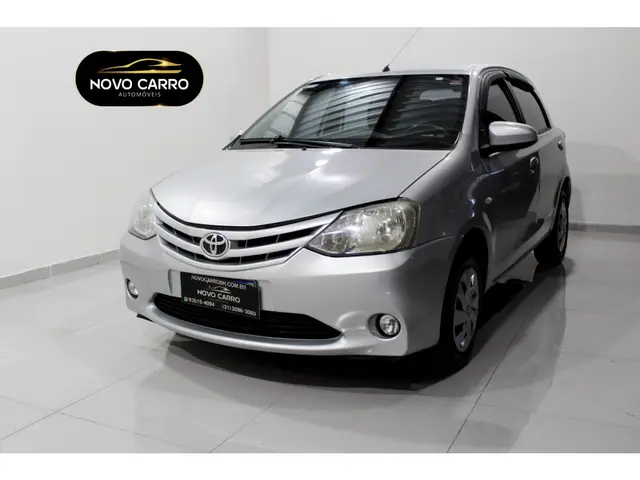 Carro Toyota Etios 2016 XS 1.5 (Flex)