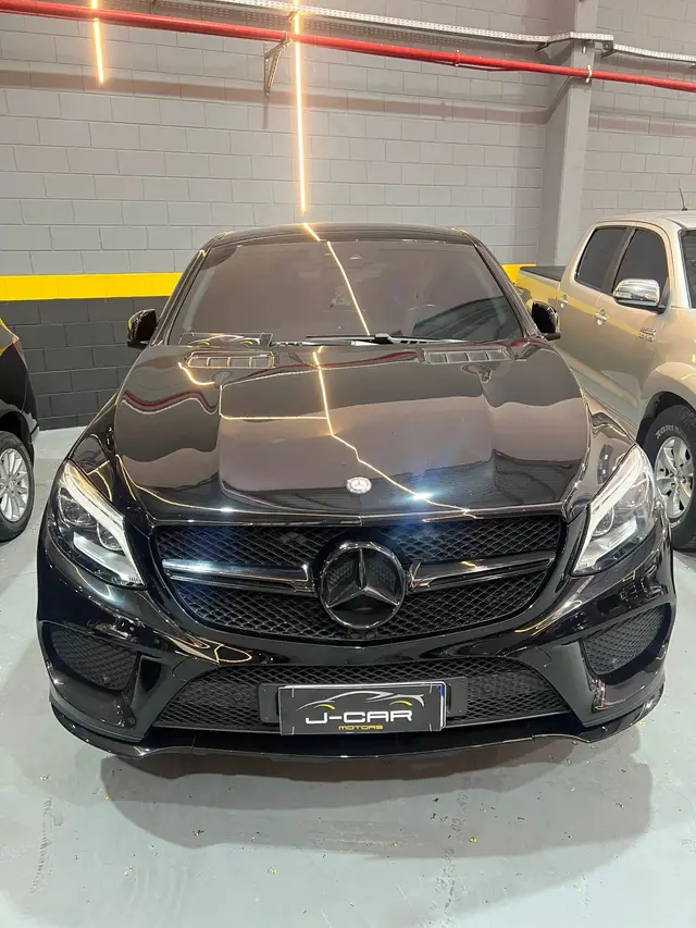 Carro Mercedes-Benz GLE 400 2016 Night 4Matic coupe