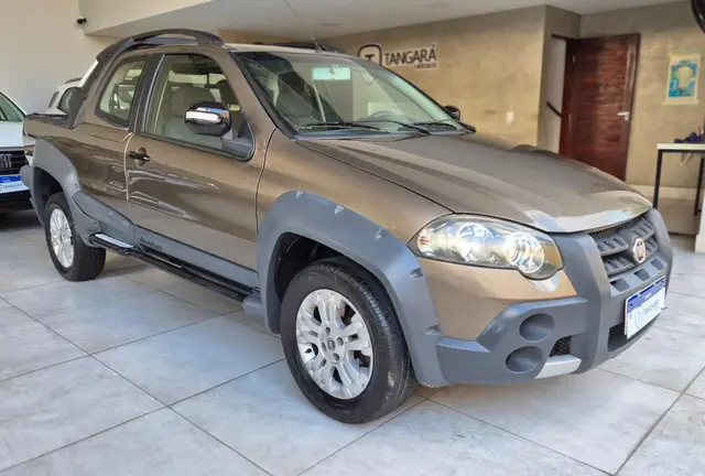 Carro Fiat Strada 2012 Adventure 1.8 16V Dualogic (Flex) (Cabine Dupla)