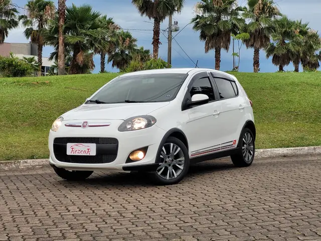Carro Fiat Palio 2017 Sporting 1.6 16V (Flex)