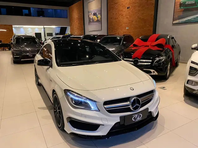 Carro Mercedes-Benz CLA 45 AMG 2015 4Matic DCT