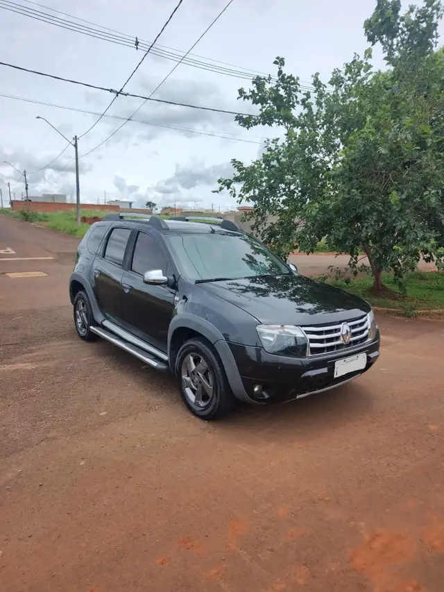 Carro Renault Duster 2014 2.0 16V Dynamique (Flex)(Aut)