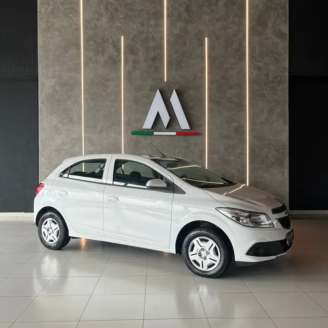 Carro Chevrolet Onix 2014 1.0 LT SPE/4