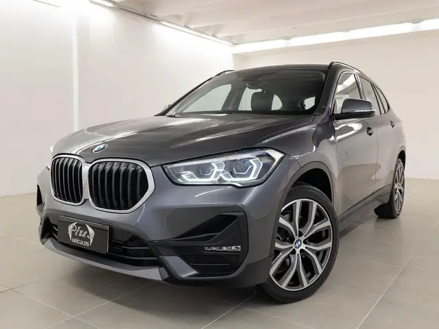 Carro BMW X1 2022 sDrive20i 2.0 Turbo (Aut.)