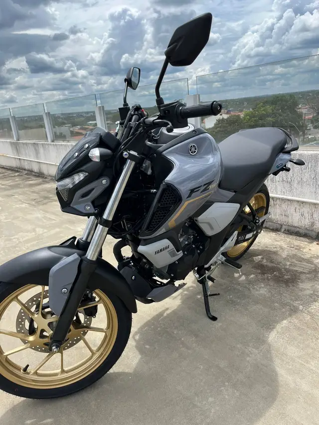 Moto Yamaha Fazer FZ15 2026 Connected