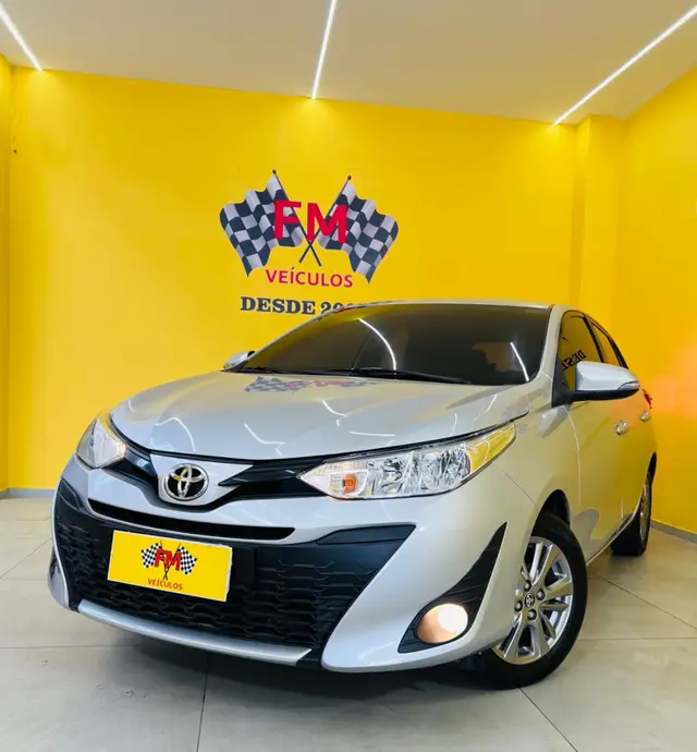 Carro Toyota Yaris 2020 1.3 XL Plus Tech CVT (Flex)