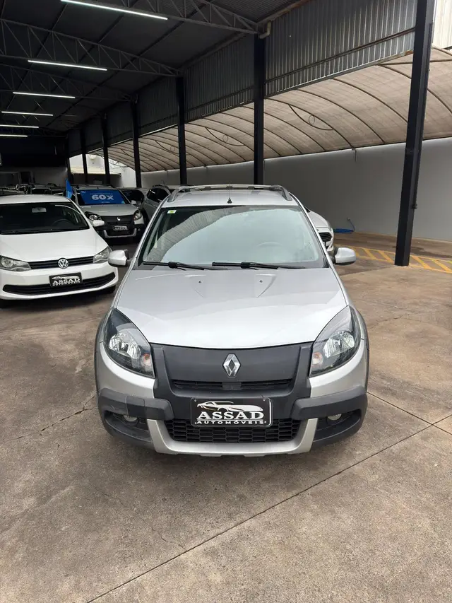Carro Renault Sandero Stepway 2013 1.6 8V (Flex)