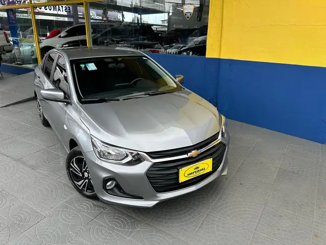 Carro Chevrolet Onix Plus 2024 LT 1.0 Turbo