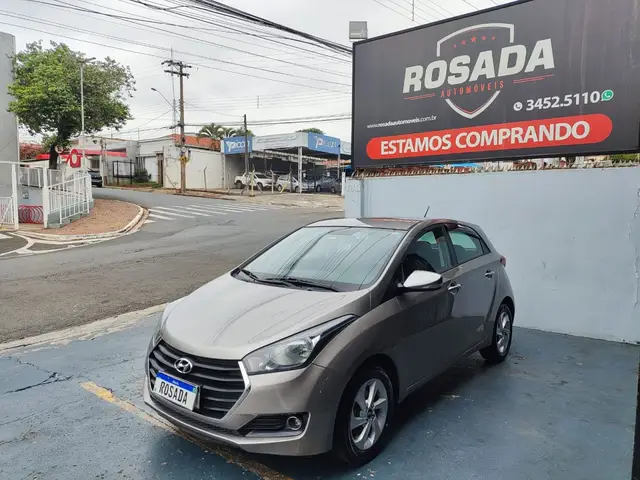Carro Hyundai HB20 2017 1.6 Comfort Plus (Flex)
