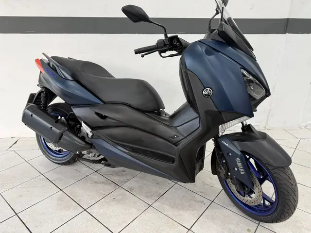 Moto Yamaha XMax 2023 ABS