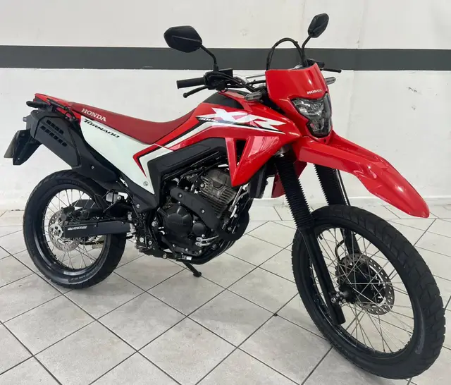 Moto Honda XR 300L 2025 Tornado