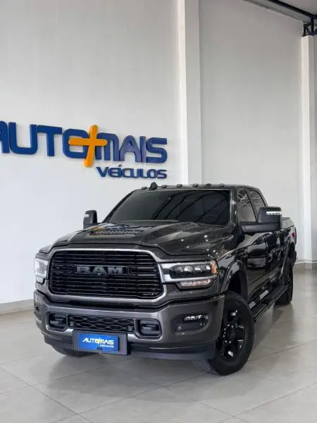 Carro Ram 3500 2024 Laramie Night Edition 6.7 4x4