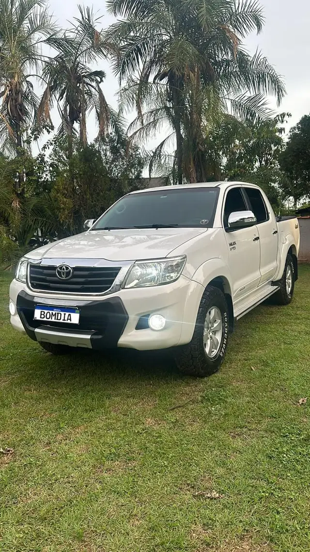 Carro Toyota Hilux Cabine Dupla 2013 Hilux 2.7 SRV CD 4x4 (Flex) (Aut)