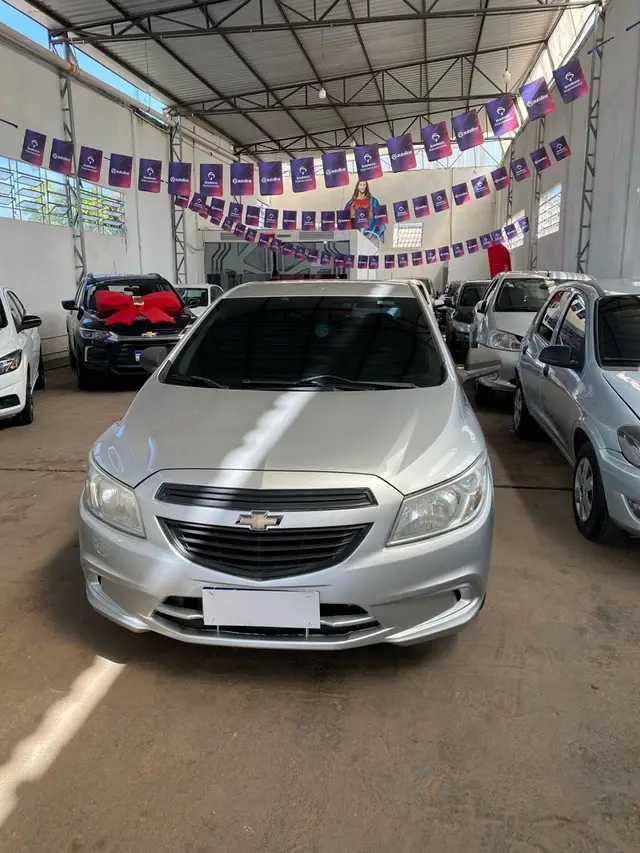Carro Chevrolet Onix 2017 1.0 Joy SPE/4