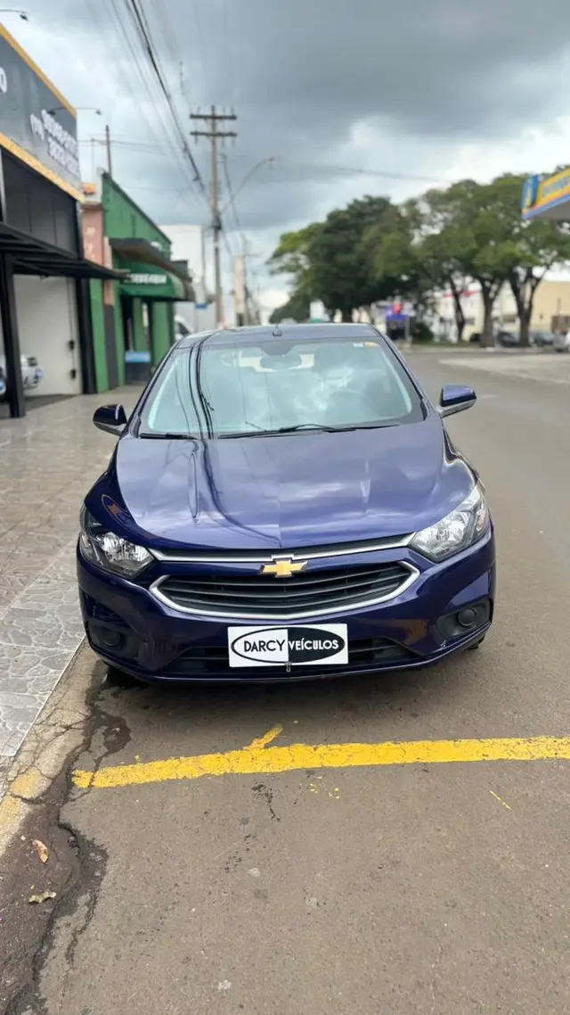 Carro Chevrolet Onix 2018 1.0 LT SPE/4