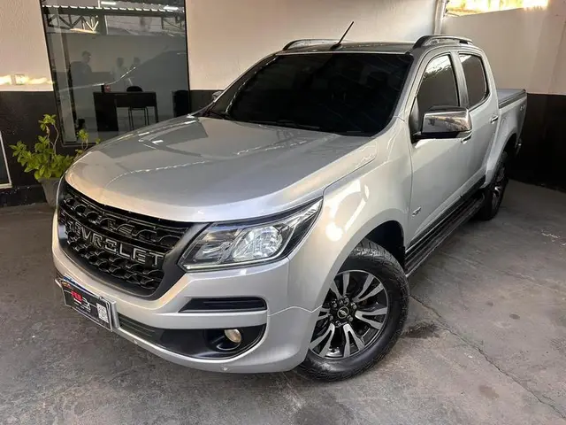 Carro Chevrolet S10 Cabine Dupla 2018 S10 2.5 ECOTEC SIDI Advantage 4x2 (Cabine Dupla)