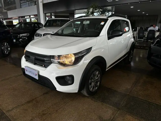 Carro Fiat Mobi 2024 Trekking 1.0