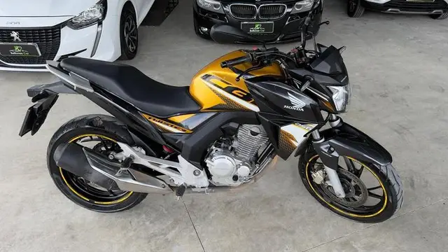 Moto Honda CB 250F Twister 2020 (CBS)