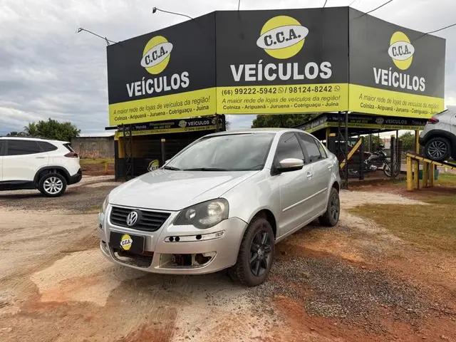 Carro Volkswagen Polo Sedan 2013 1.6 8V (Flex)