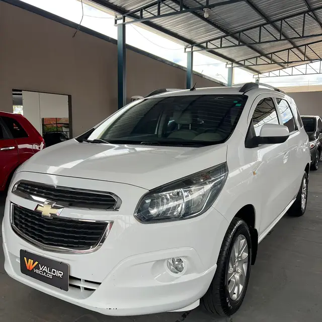 Carro Chevrolet Spin 2013 LTZ 7S 1.8 (Flex)