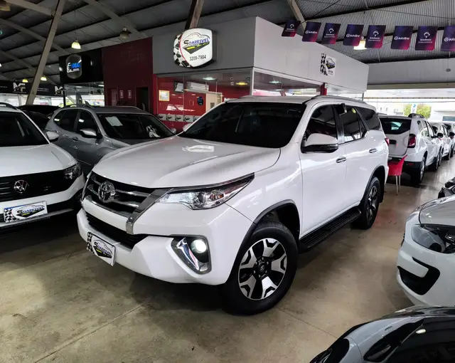 Carro Toyota SW4 2019 2.7 SRV 7L 4x2 (Aut) (Flex)