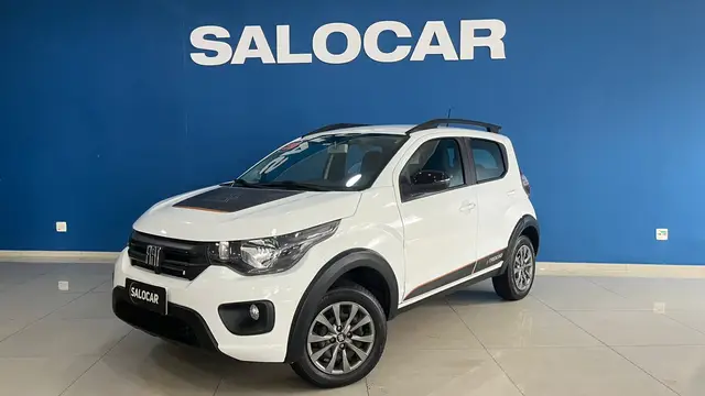 Carro Fiat Mobi 2025 Trekking 1.0