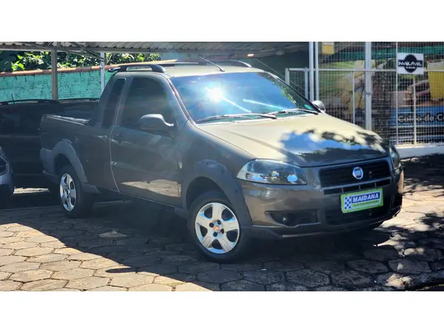 Carro Fiat Strada 2013 Working 1.4 (Flex) (Cabine Estendida)