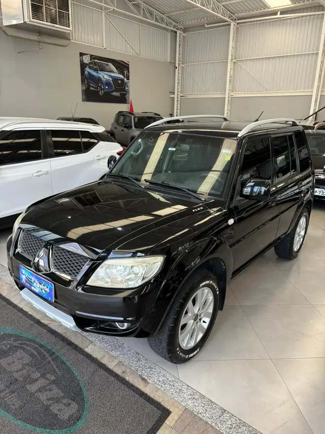 Carro Mitsubishi Pajero TR4 2010 2.0/ 2.0 Flex 16V 4x4 Mec.