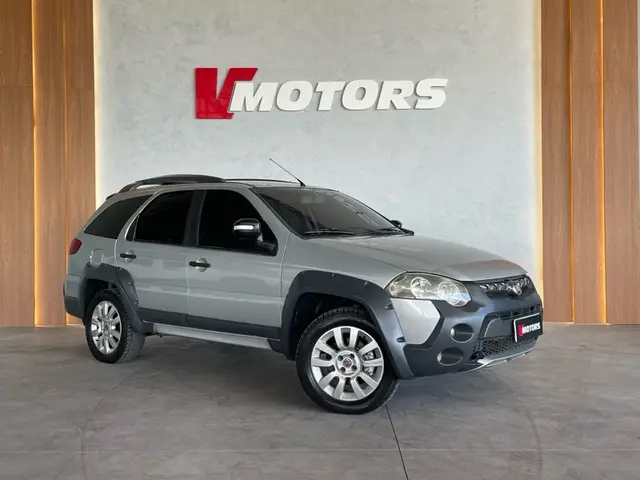 Carro Fiat Weekend 2015 Adventure 1.8 E.torQ Dualogic (Flex)