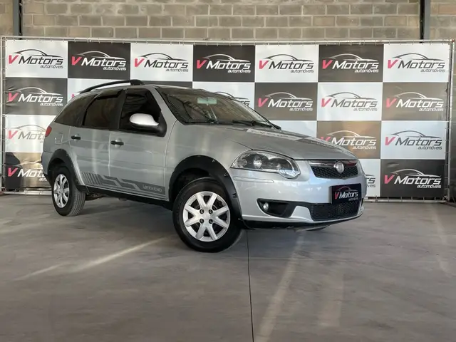 Carro Fiat Palio Weekend 2014 Trekking 1.6 16V (Flex)