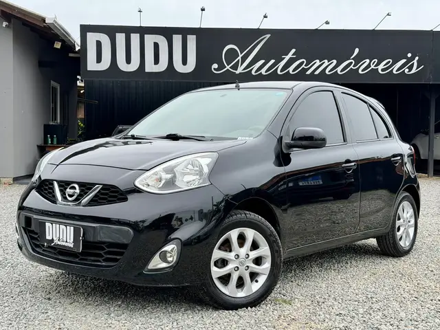 Carro Nissan March 2016 1.6 16V SV (Flex)