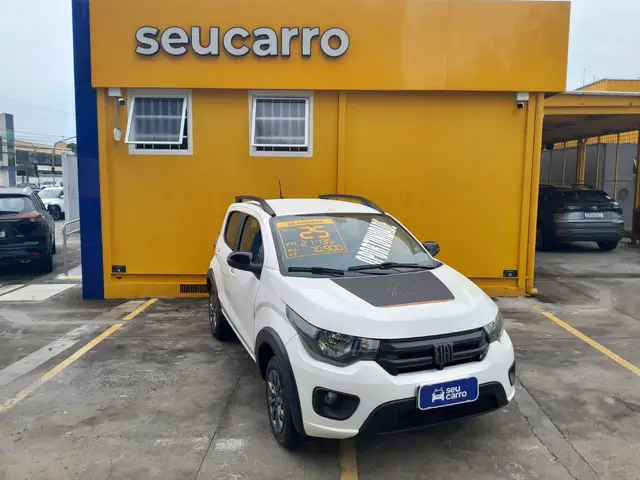 Carro Fiat Mobi 2025 Trekking 1.0