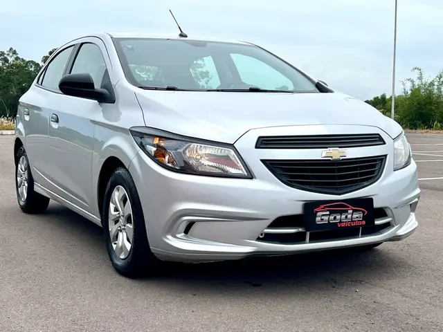 Carro Chevrolet Onix 2019 1.0 Joy SPE/4
