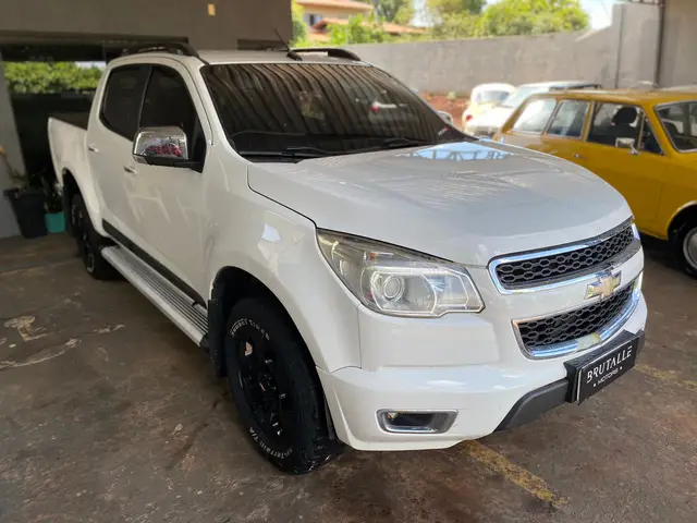 Carro Chevrolet S10 Cabine Dupla 2014 S10 LTZ 2.4 4x2 (Cab Dupla) (Flex)