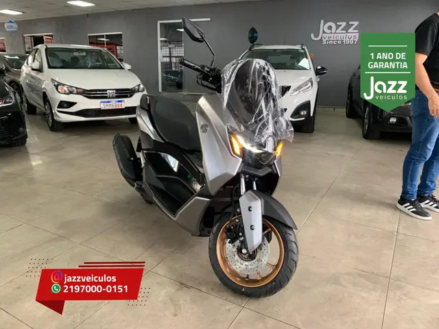 Moto Yamaha NMax 2025 Connected 160 ABS