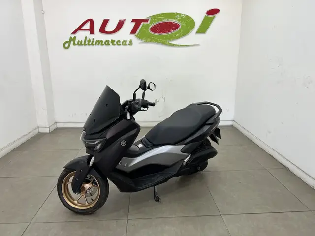 Moto Yamaha NMax 2025 Connected 160 ABS