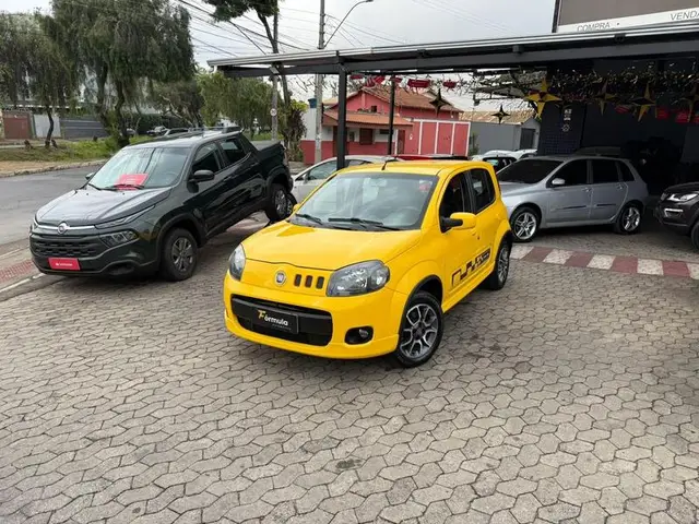 Carro Fiat Uno 2012 Sporting 1.4 8V (Flex) 4p