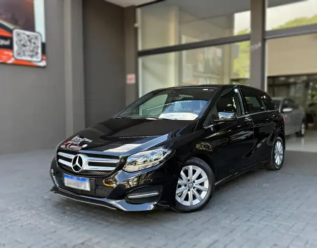 Carro Mercedes-Benz Classe B 2016 200 1.6 Turbo FlexFuel DCT