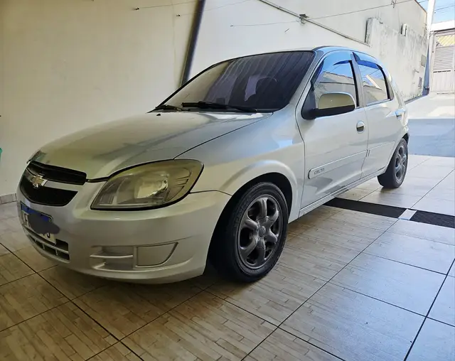 Carro Chevrolet Celta 2013 LT 1.0 (Flex)