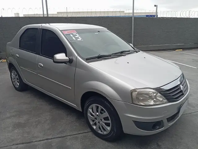 Carro Renault Logan 2013 Expression 1.6 8V Hi-Torque (flex)