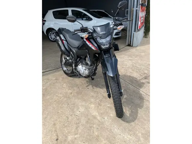 Moto Honda NXR 160 2025 Bros CBS