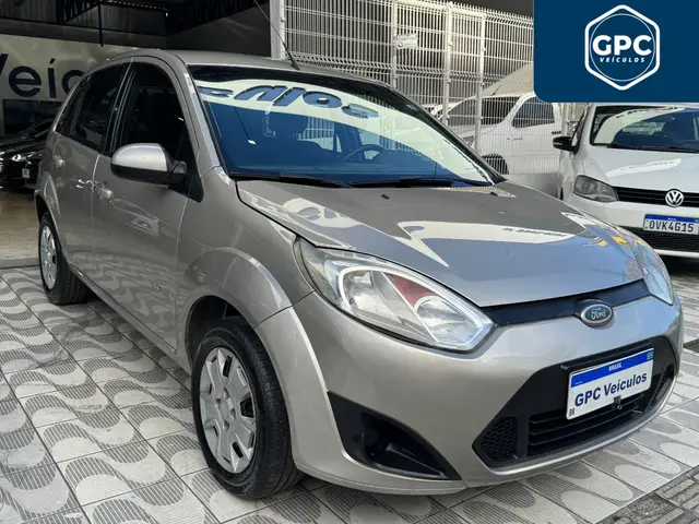 Carro Ford Fiesta Hatch 2014 SE 1.6