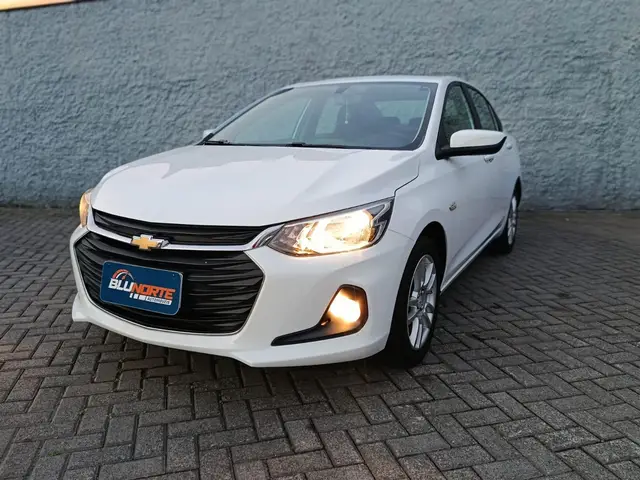 Carro Chevrolet Onix Plus 2020 1.0 LT Turbo (Flex)