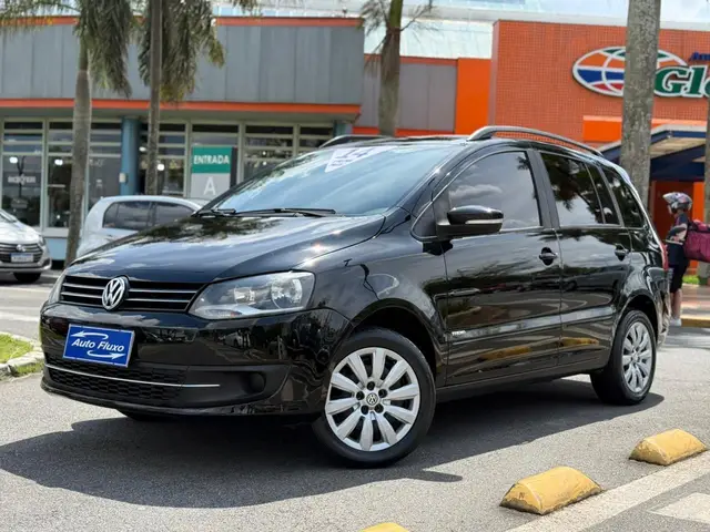 Carro Volkswagen SpaceFox 2014 1.6 8V Trend I-Motion (Flex)
