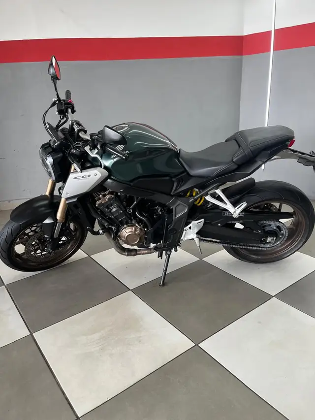 Moto Honda CB 650R 2023 (ABS)