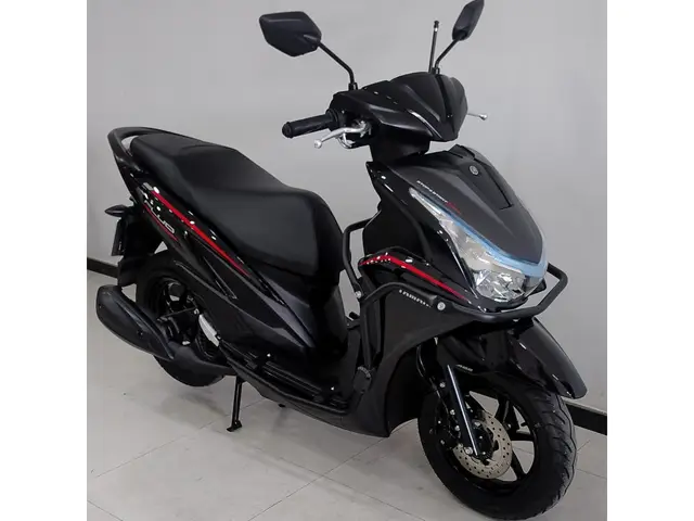 Moto Yamaha Fluo 2026 Hybrid Connected