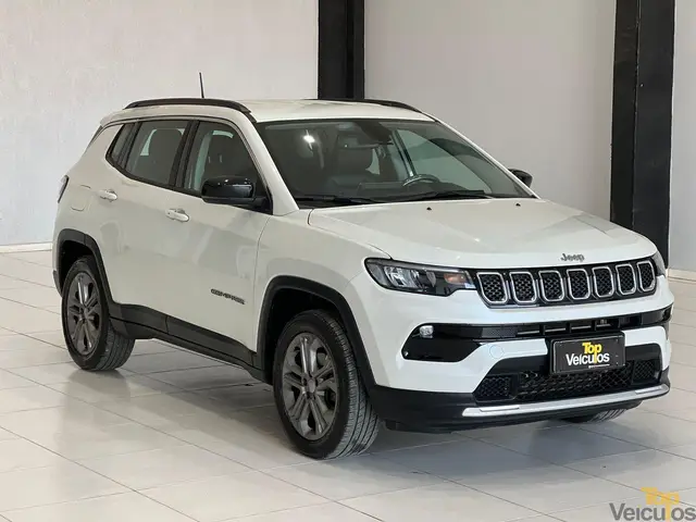 Carro Jeep Compass 2023 Limited 1.3 T270 (Aut) (Flex)