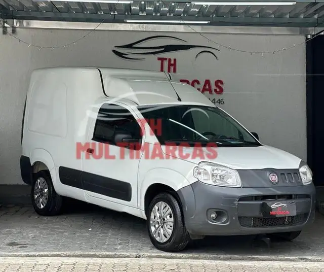 Carro Fiat Fiorino 2021 1.4 Ambulância (Flex)