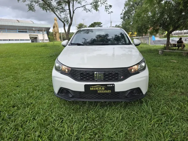 Carro Fiat Argo 2025 Drive 1.0