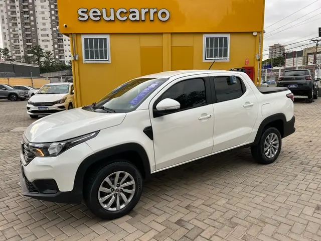 Carro Fiat Strada 2024 Freedom 1.3 Flex 8V CD